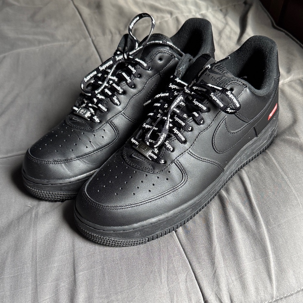 Men's Black Nike Supreme Air Force Sneakers
